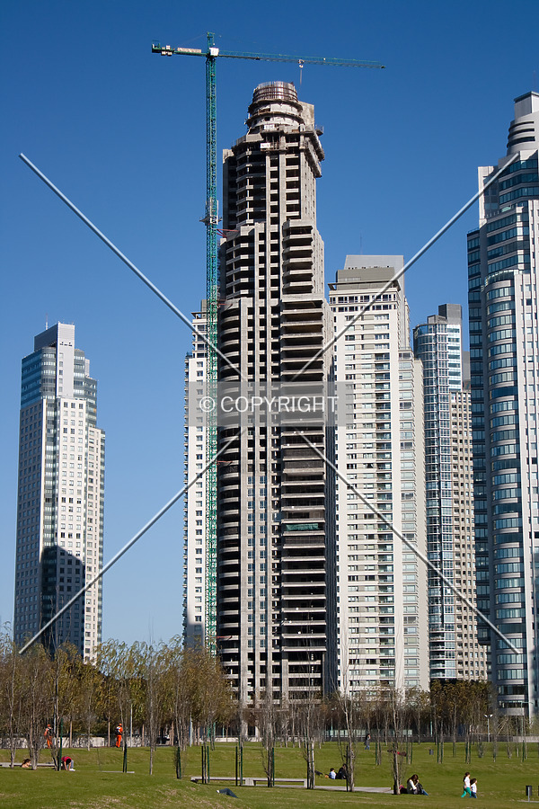 Torre Renoir 2 by Maximiliano Buono