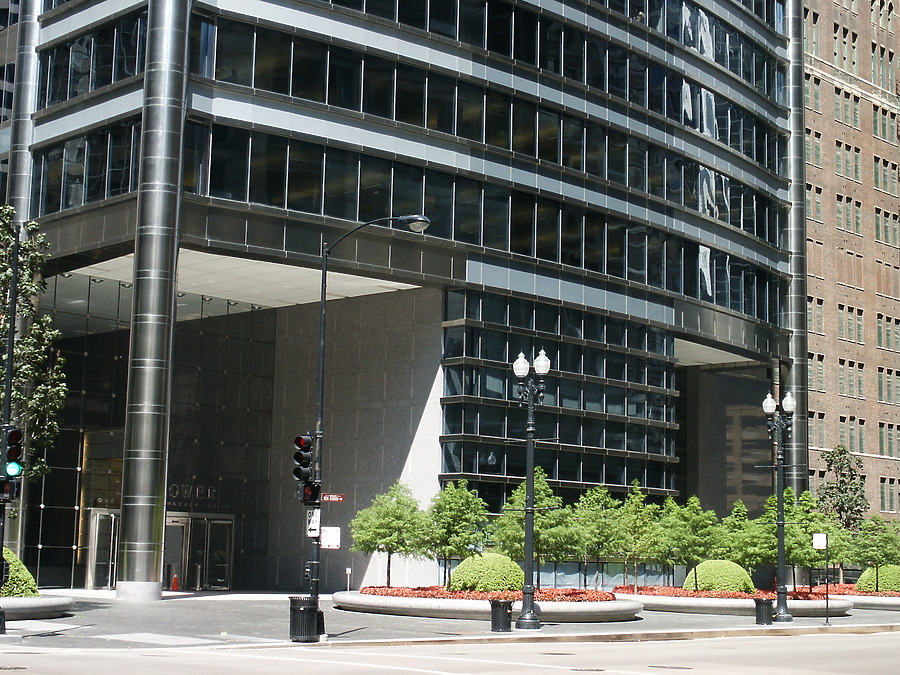 UBS Tower by Daniel Kieckhefer