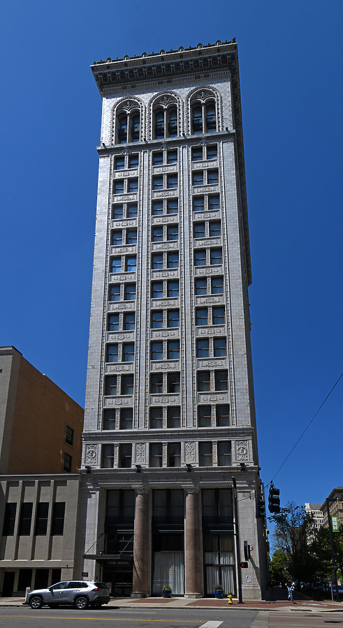 Elyton Hotel by John W. Cahill