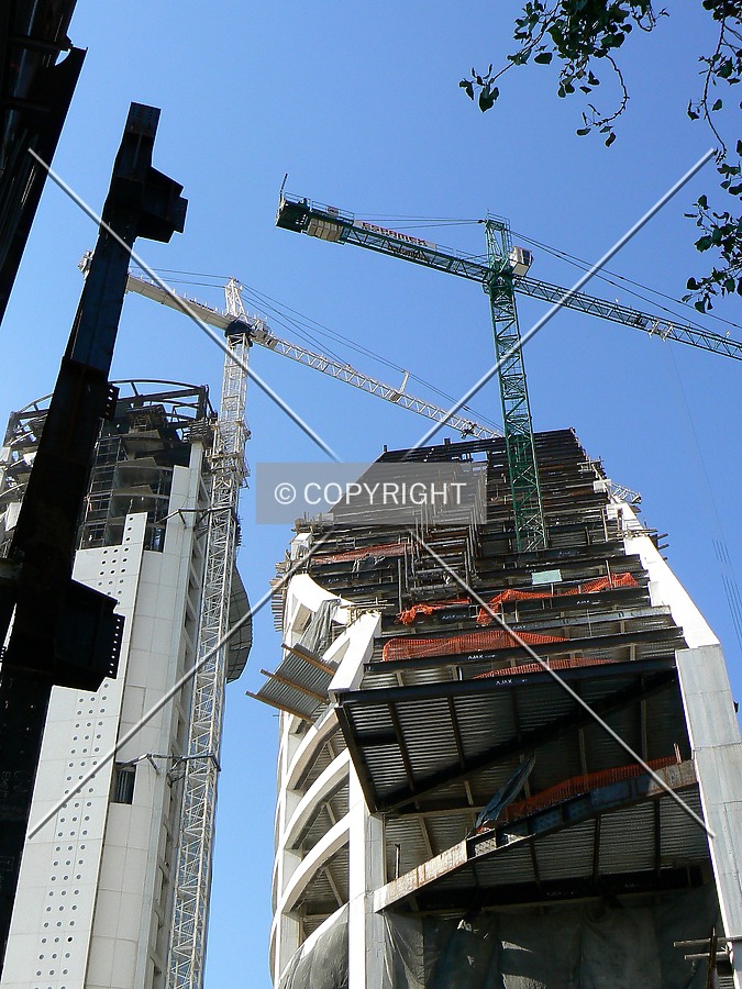 Reforma 222 Torre II by Luis Ibáñez