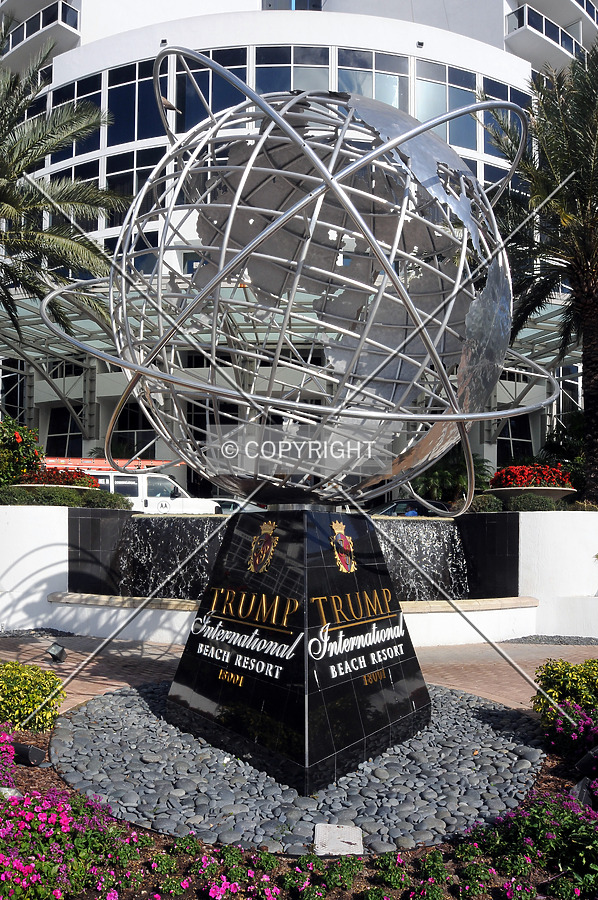 Trump International Sonesta Beach Resort by Jorge Molina