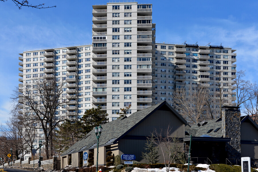 Mediterranean Towers South