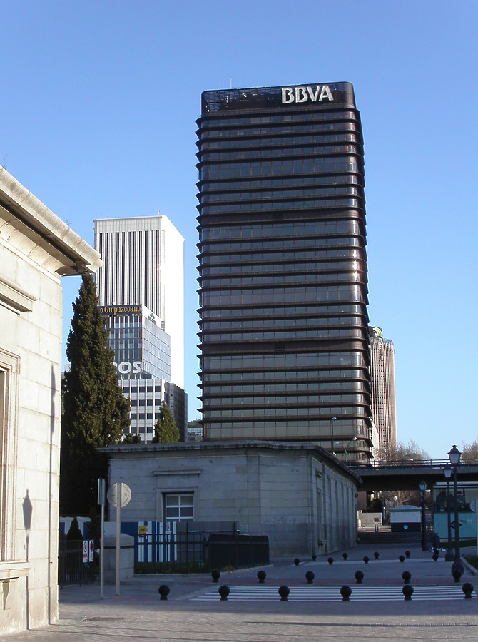Banco de Bilbao by Cesar Serrano