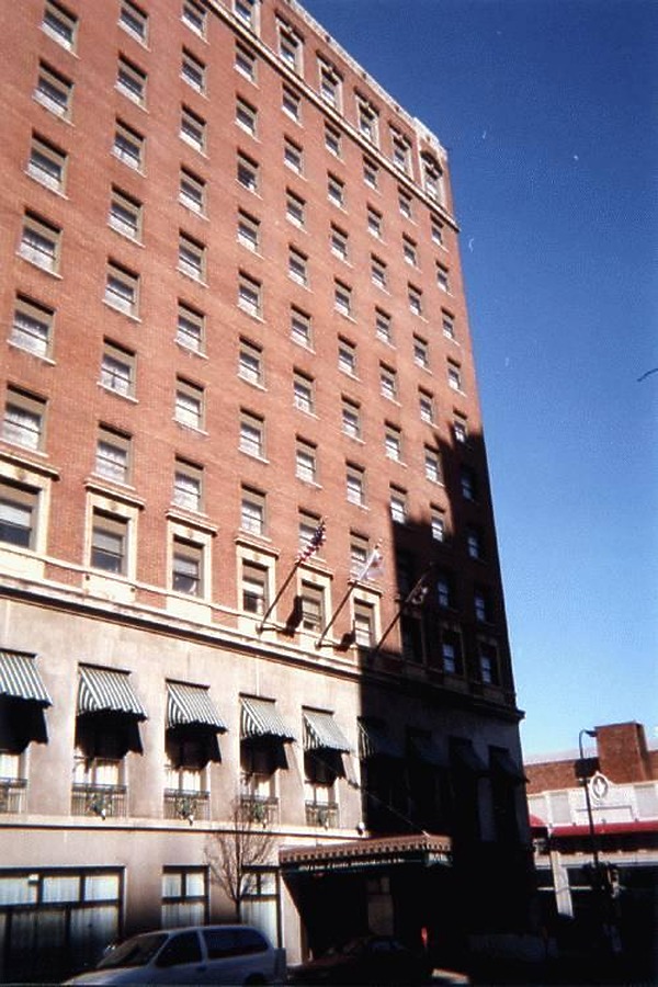 Hotel Père Marquette by Tom Finnegan