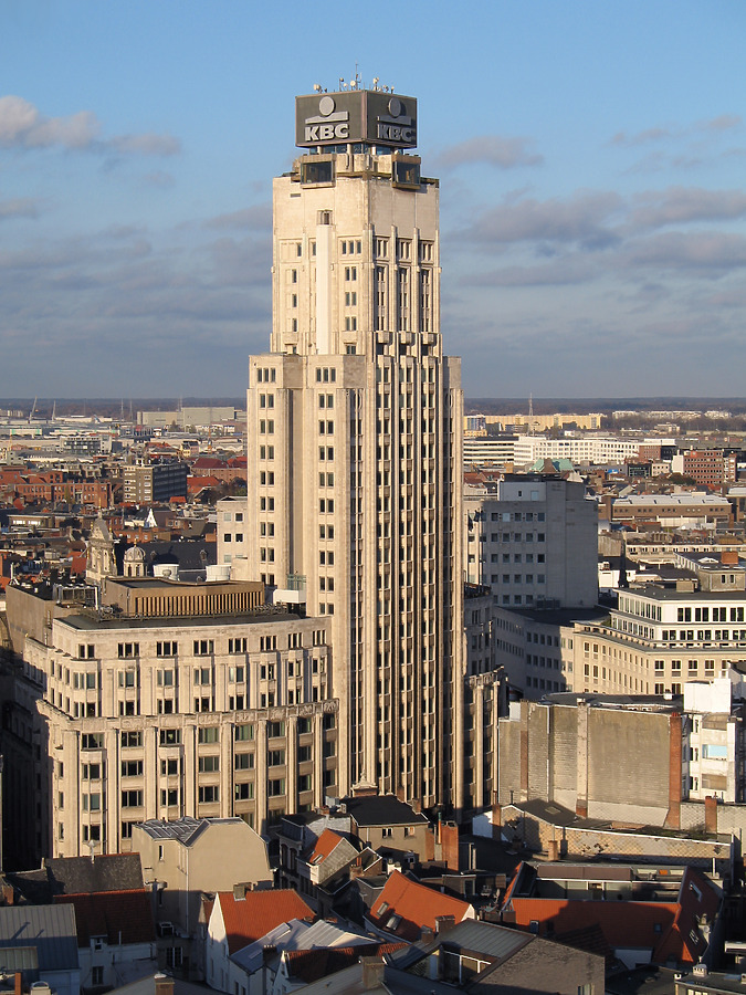 KBC Tower by Michiel van Dijk