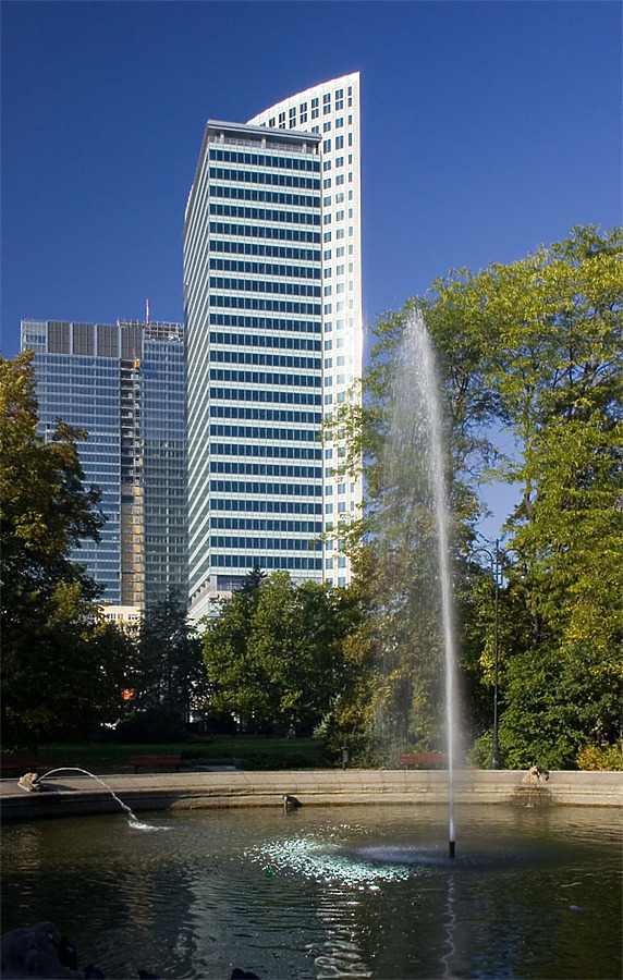 Warsaw Financial Center by Pavel Toczynski