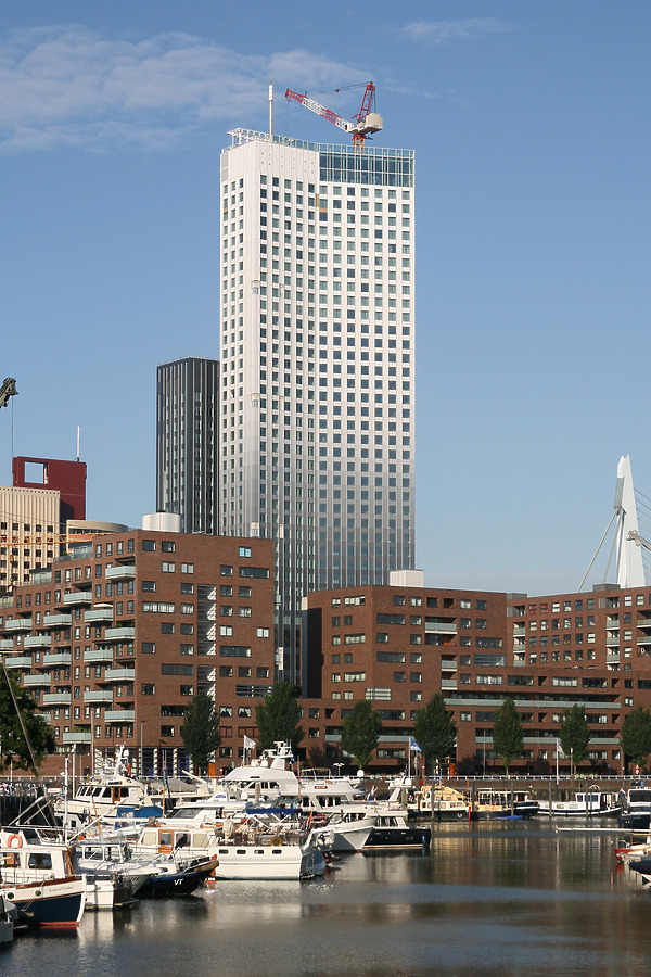 Maastoren by Michiel van Dijk