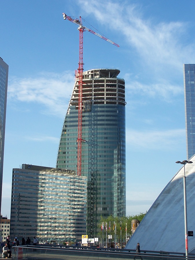 Tour T1 by Florian Barbier
