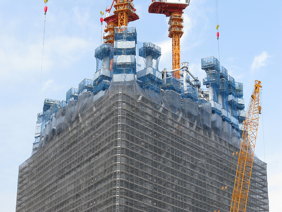 Tokyo Sky Tree by Kevin Hemphill