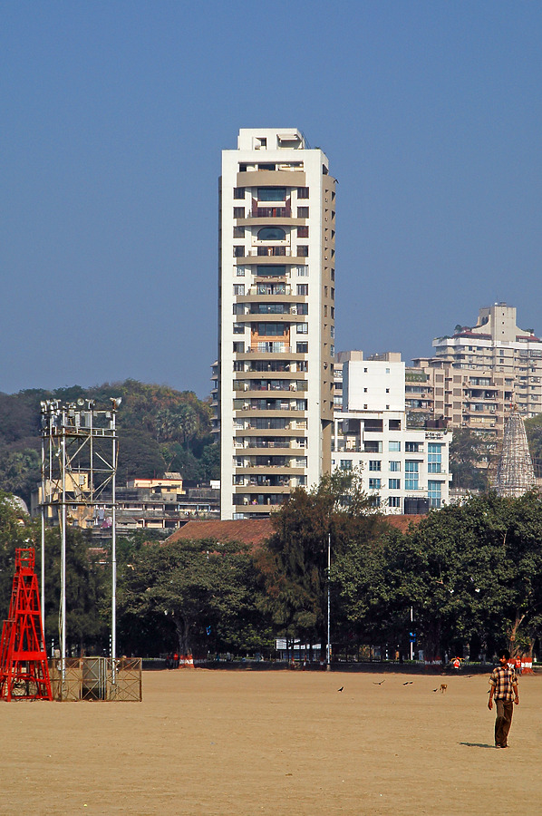 Lakheni Tower by John Bek