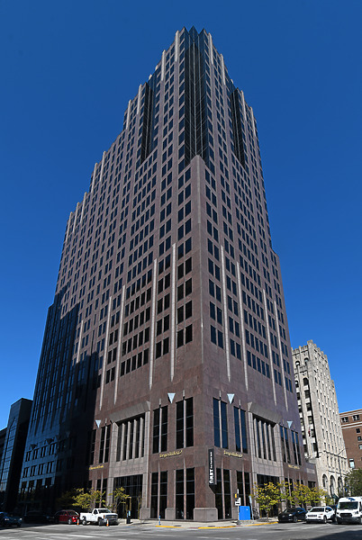 961-176-547