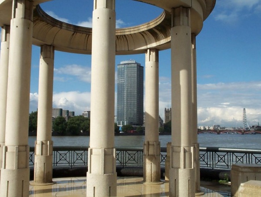 Millbank Tower by Jonathan Smith