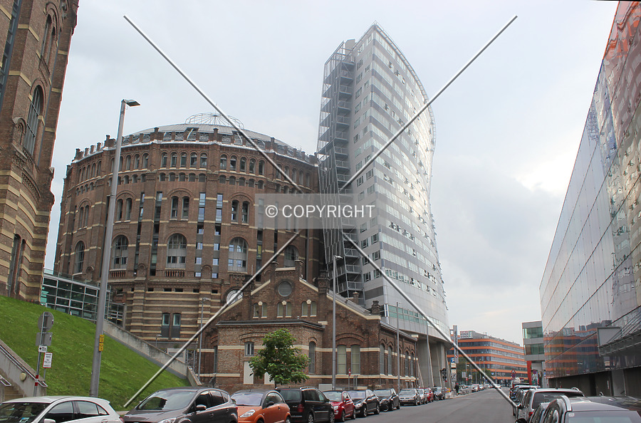 Schild - Gasometer B by Florian Barbier