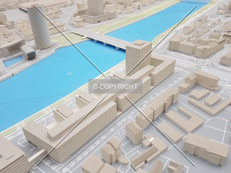 Allianz-Kai by Nephilim