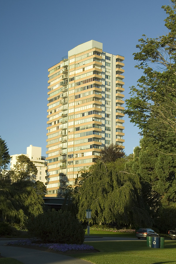 Panorama Place by Pavel Toczynski