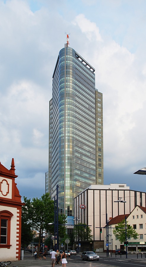 City Tower by Huopa
