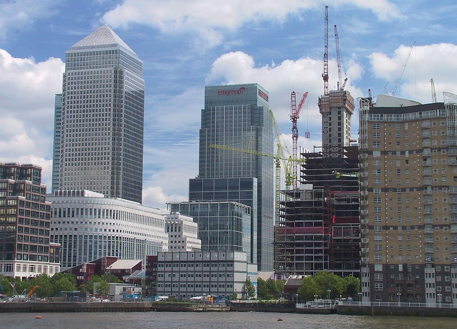 25 Bank Street by John Bek