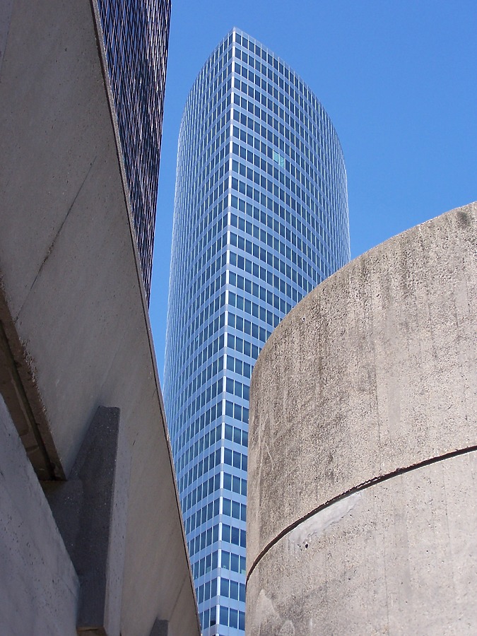 Tour EDF by Florian Barbier