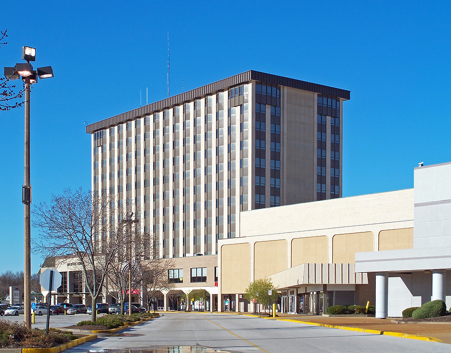 500 Office Tower by Ryan Hildebrand