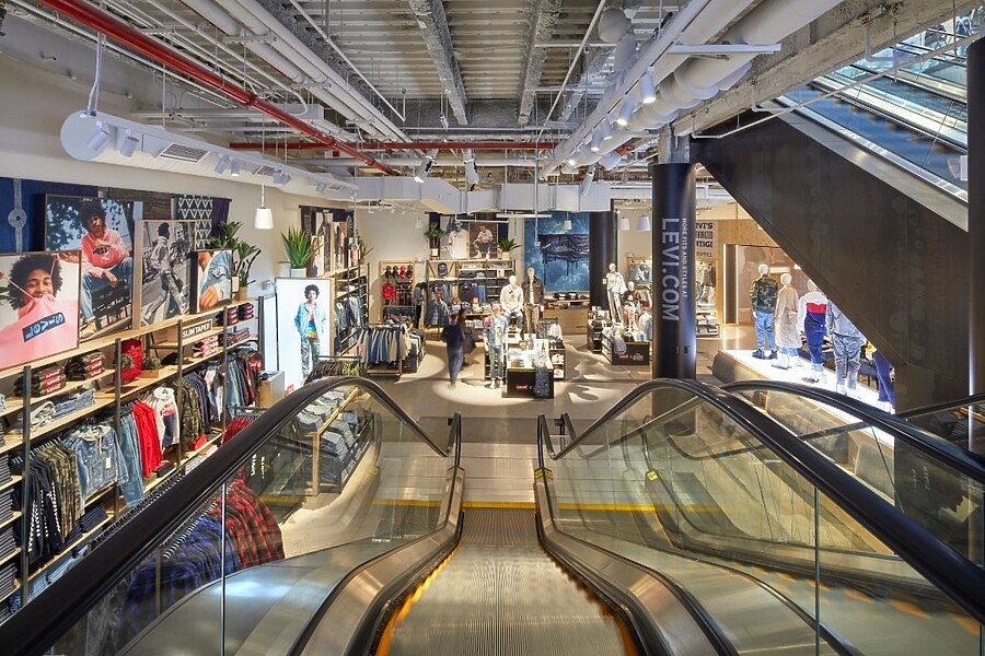 New York Marriott Marquis by Vornado Realty Trust