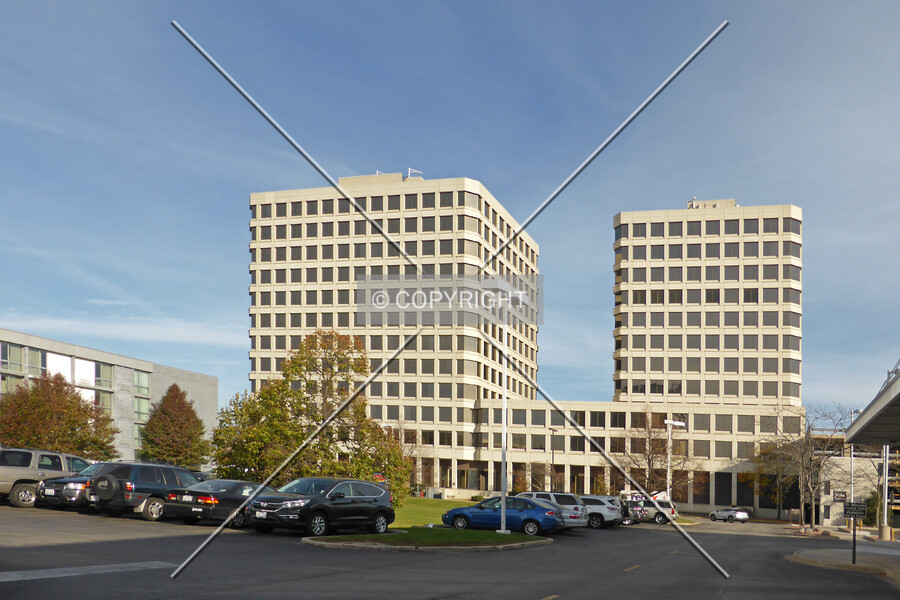 Concourse Plaza North