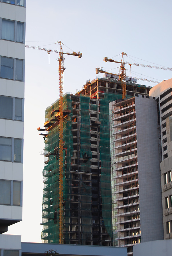 Platinum Tower by Nareg Karamanoukian