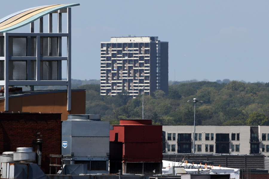 Summit Chase Condominiums