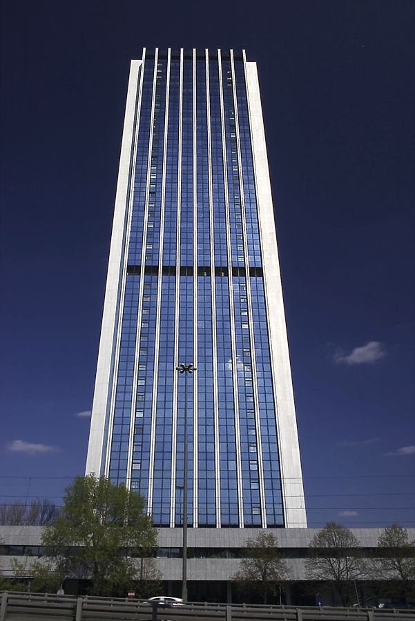 Oxford Tower by Pavel Toczynski