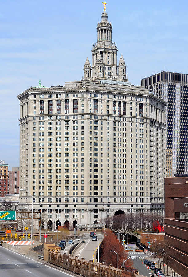 Manhattan Municipal Building by David Guija