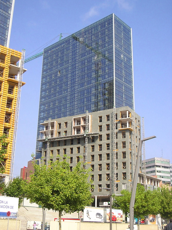 Isozaki Atea I by Mikel Allende
