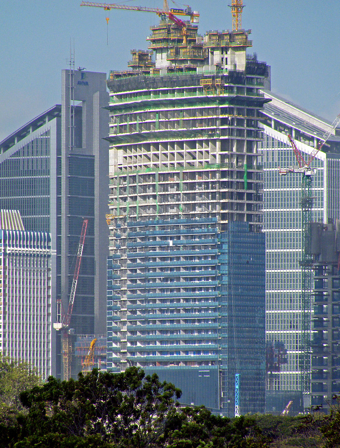 Marina Bay Residences by Horst Kiechle