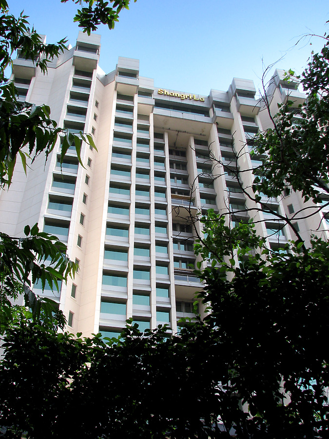 Shangri-La Hotel by Wilson Ling
