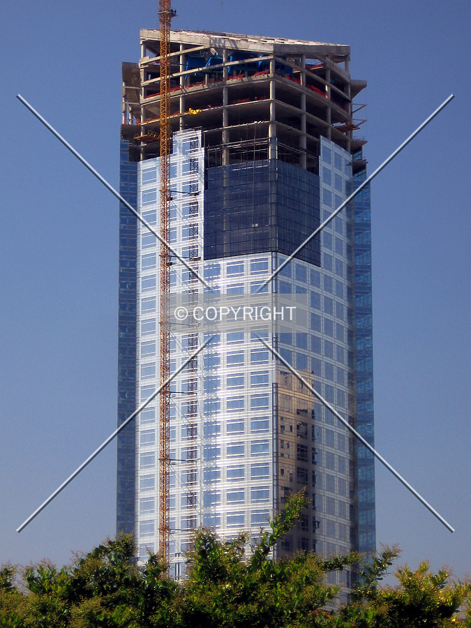 Torre Repsol YPF by Maximiliano Buono