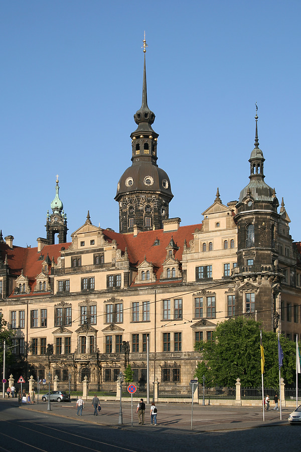 Hausmannsturm Residenzschloss Dresden by Michiel van Dijk