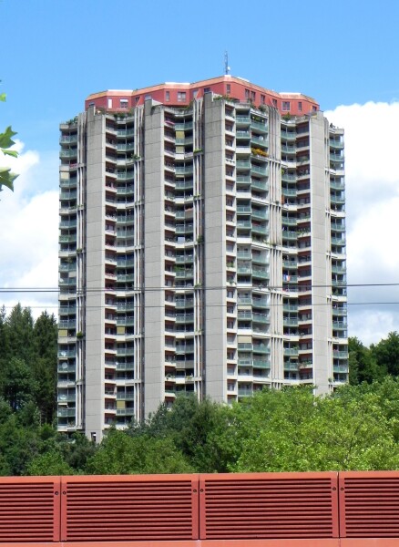 Holenackerstrasse 85