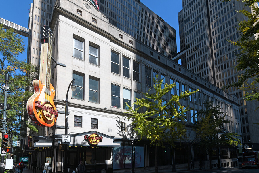 215 Peachtree Street