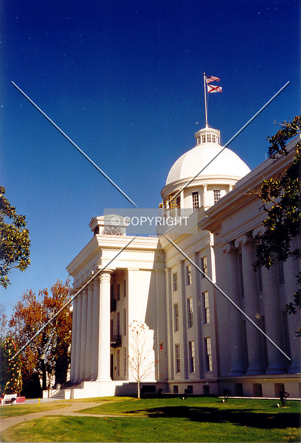Alabama State Capitol by Chris Patriarca