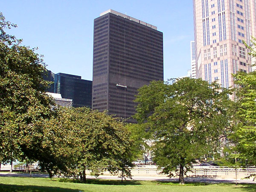 300 South Wacker by Daniel Kieckhefer