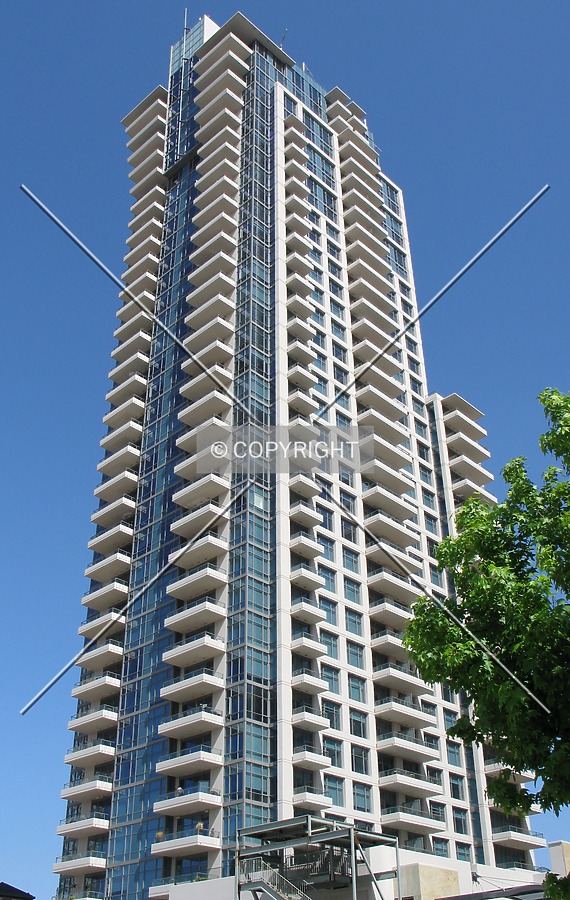 Pinnacle Marina Tower by Emmanuel D.