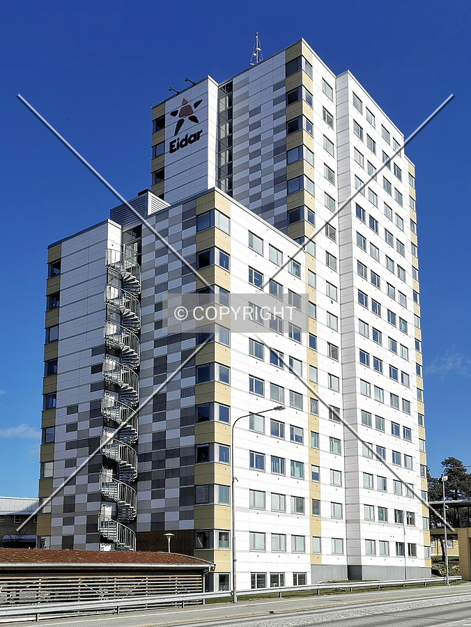 Studenthemmet Elefanten by Robin Spetz