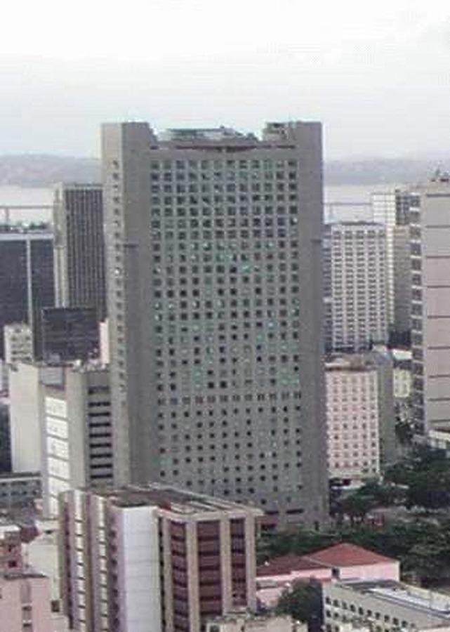 Rio Metropolitan by Virgilio Grimaldi