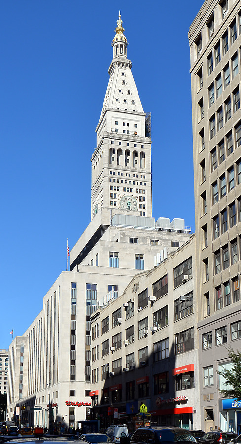 Metropolitan Life Tower by John Cahill