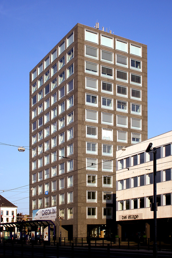 Officetower Darmstadt by Daniel Kieckhefer