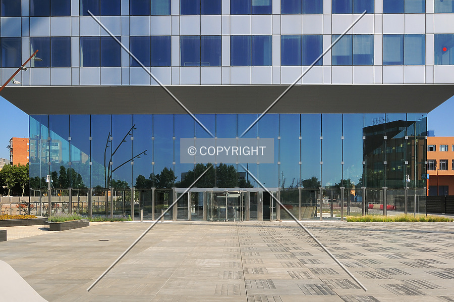 Torre Auditori by David Guija