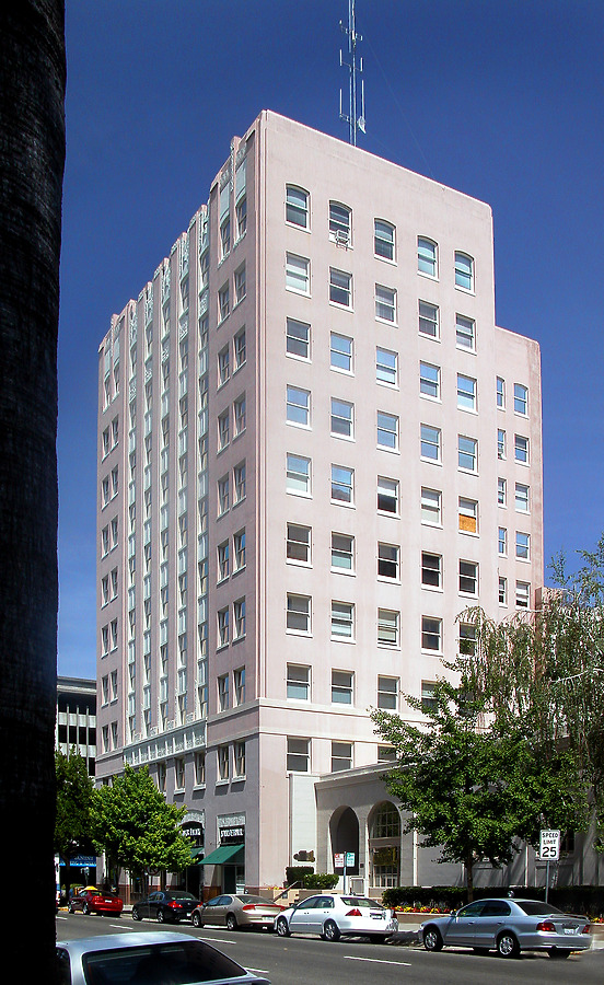 Medical-Dental Building by Jim Schwartz