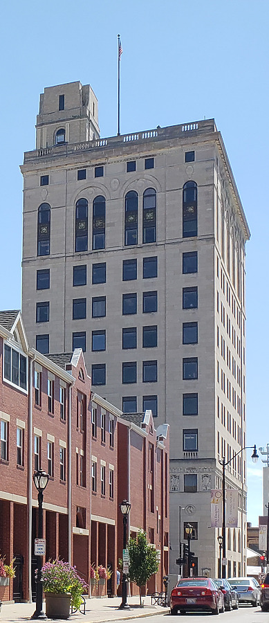 Ridgely Building by Ryan Hildebrand