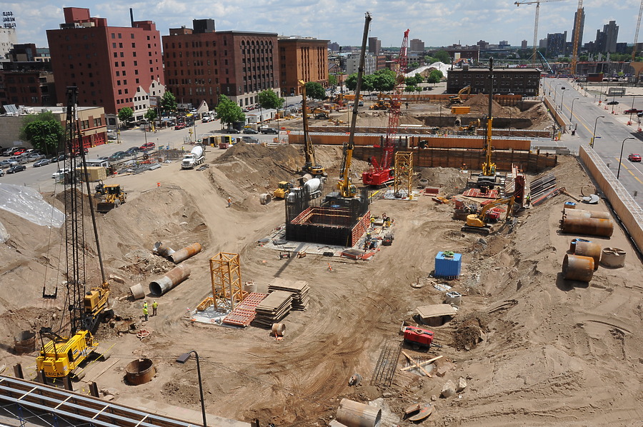 Wells Fargo 550 Tower by Rick Bronson