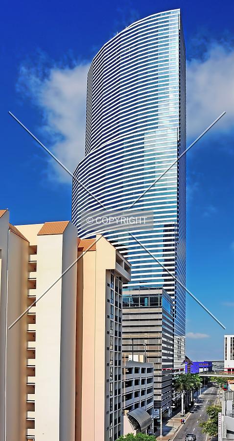 Miami Tower by Jorge Molina