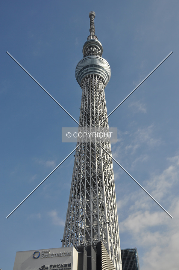 Tokyo Sky Tree by Kevin Hemphill