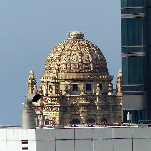 35 East Wacker Drive by Nate Lindsey